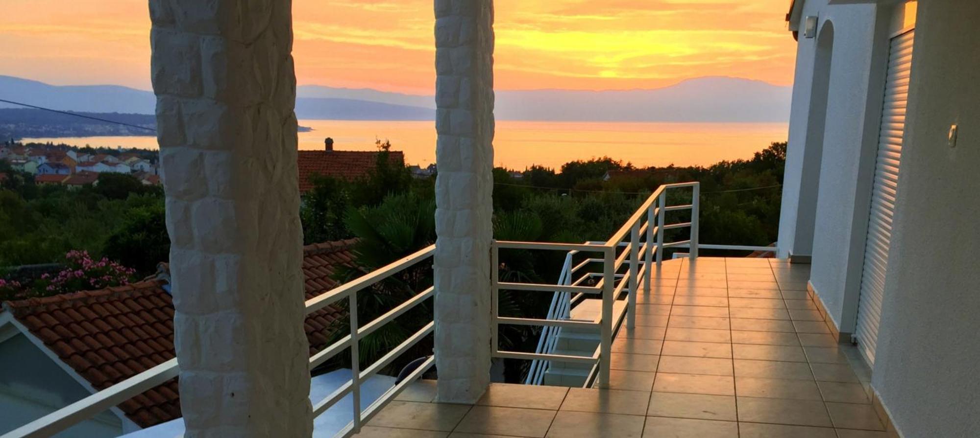 Apartments Kremenici Малинска Екстериор снимка