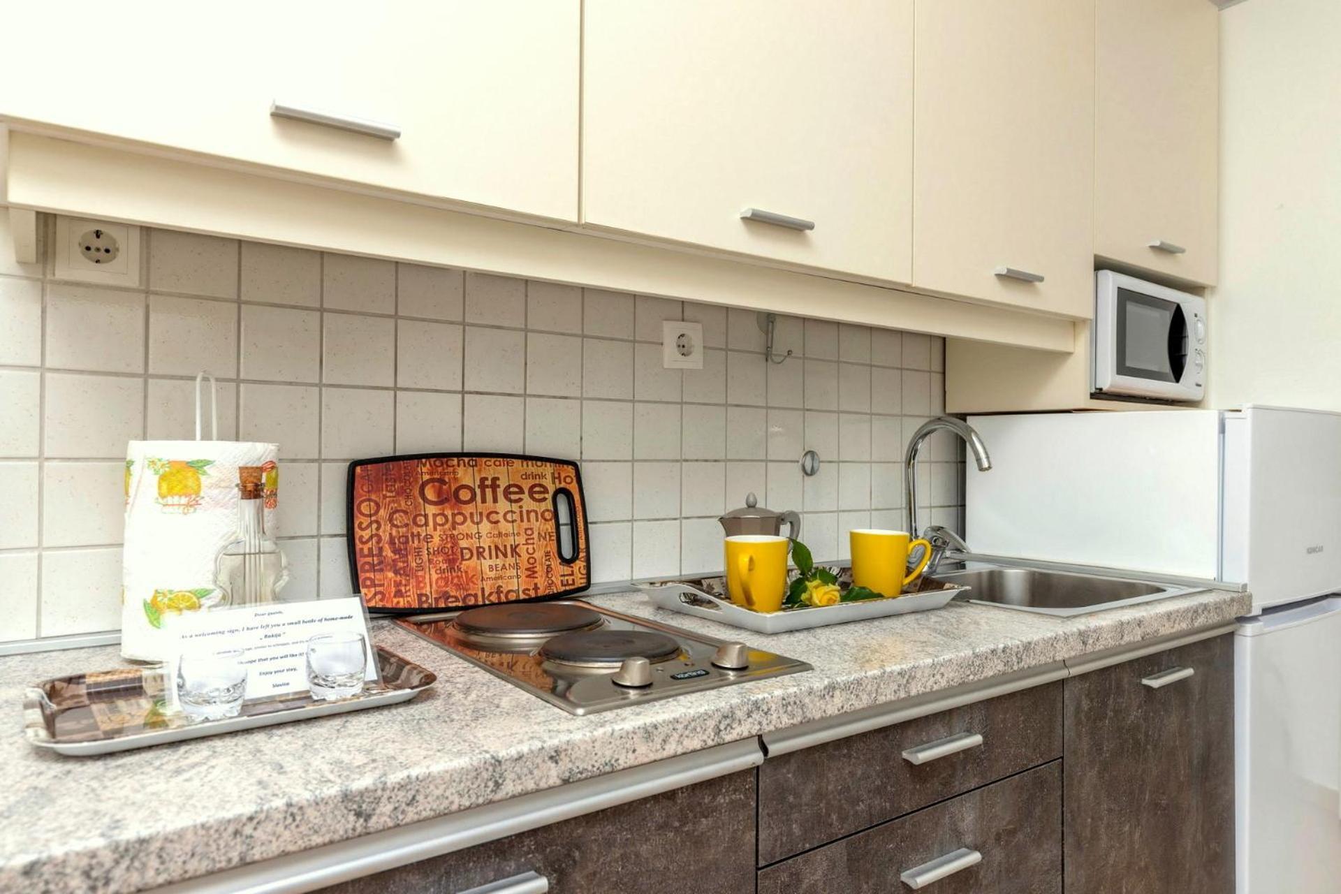 Apartments Kremenici Малинска Екстериор снимка