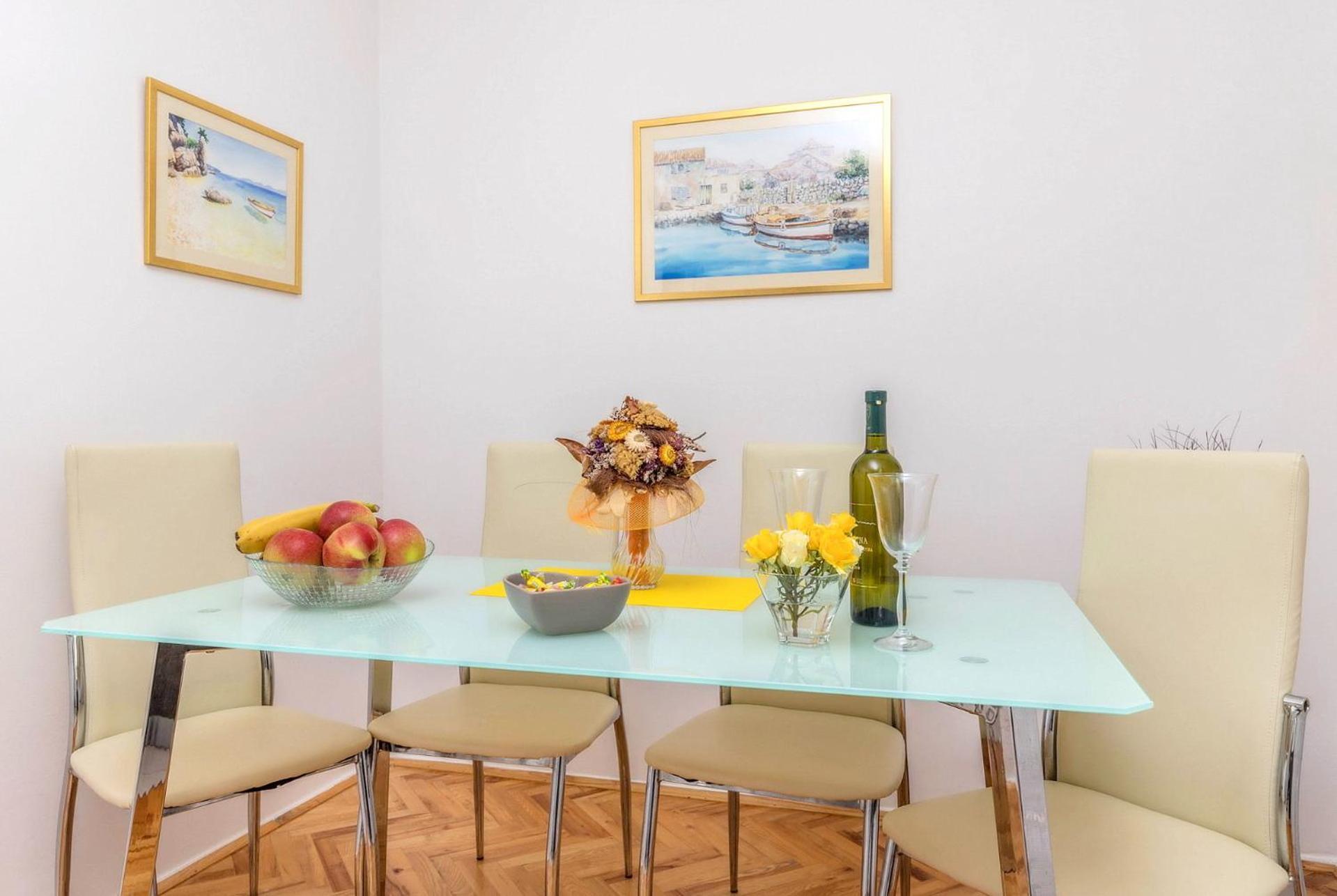 Apartments Kremenici Малинска Екстериор снимка