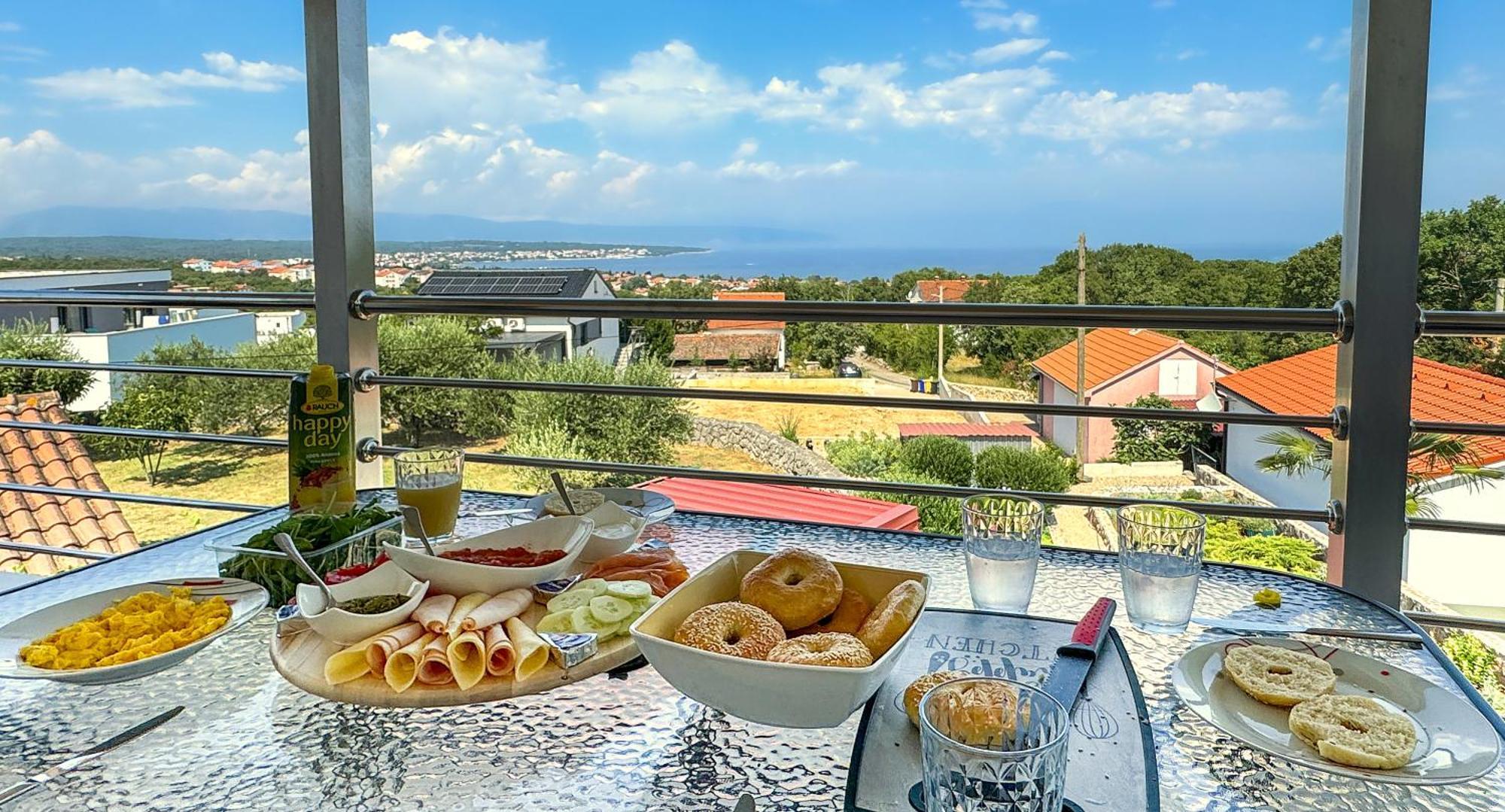 Apartments Kremenici Малинска Екстериор снимка