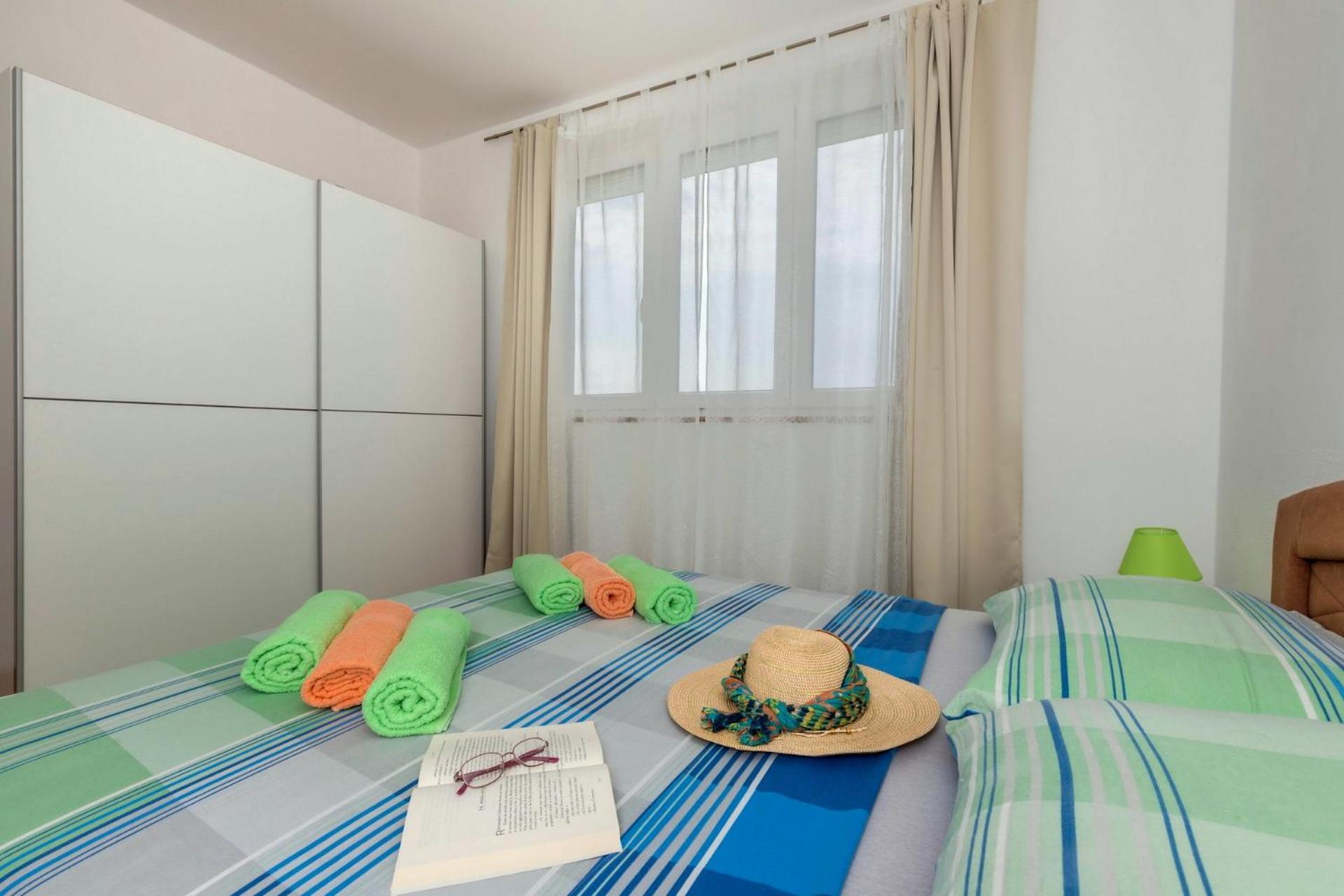 Apartments Kremenici Малинска Екстериор снимка